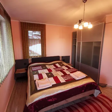 Penthouse - Travel Haven