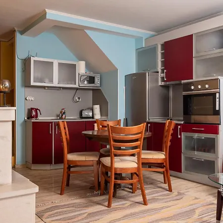 Penthouse - Travel Haven